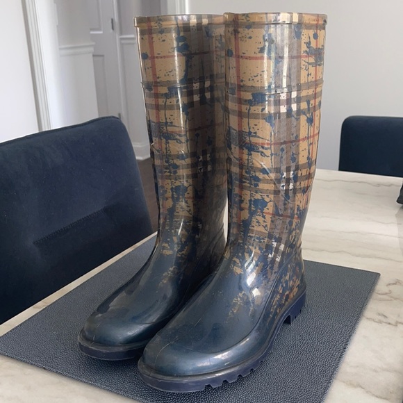 Burberry Rain Boots size 40 - Picture 1 of 11